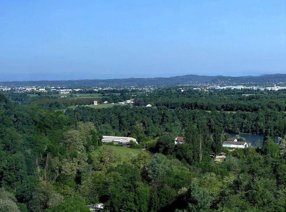 Le hameau du Martinet à Chatuzange-le-Goubet, entre bois et prairies